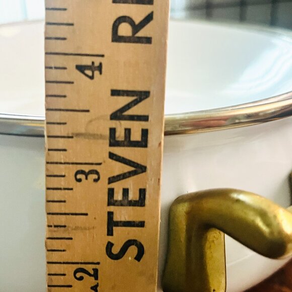 Vintage 1.5qt 6-Cups Bon Chef White Enamelware Pot & Lid w/Brass Handles Serving - Picture 12 of 12